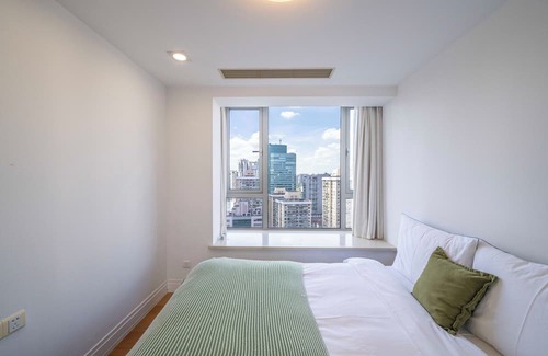 Xujiahui Bed & Breakfast | Tyms Family 3BR 2BA Apt Xuhui Center