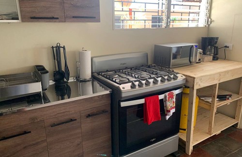 Jayaque House | Casa Oasis 3 bedroom townhome in charming Jayaque with WiFi
