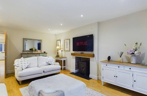 Winkfield House | The Royal Stay Ascot, Windsor & Thorpe Park Escape