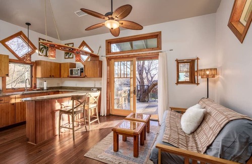 Cornville House | The Tree House Pool & Spa + Oak Creek Access