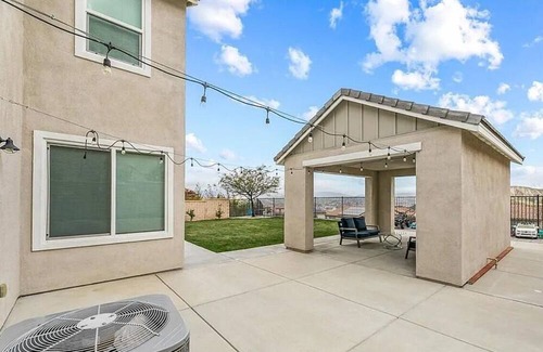 Canyon Country House | Affordable, Gated, Luxury, Views!