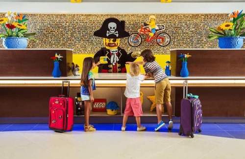 Cypress Gardens House | Adventure Awaits: LEGOLAND Hotel Florida, Creative Dining, Mini Golf Fun