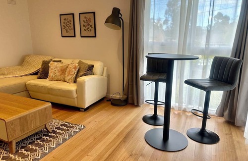Balwyn North House | Entire cosy and spacious home in Doncaster