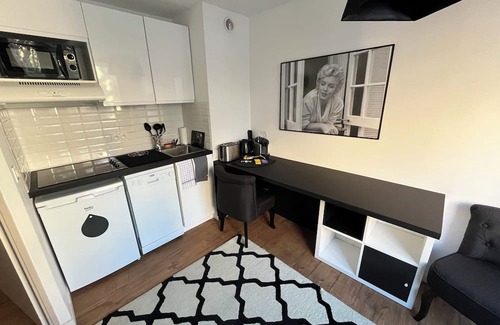 Le Suquet Apartment | Very nice apartment with swimming pool near Festivals Plage Croisette Suquet