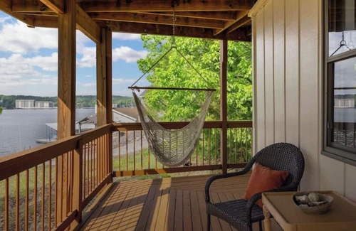 Lake Ozark House | Charming 3-bedroom house with breathtaking views of the Lake of the Ozarks