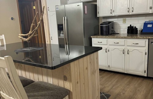 Lake Ozark House | Charming 3-bedroom house with breathtaking views of the Lake of the Ozarks