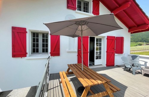 Mendive House | ELIZAKO BIDEA - MENDIVE
