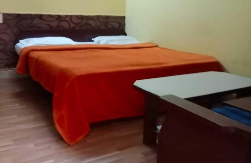 Taj Ganj Cabin | Raj Home Stay Near Taj Mahal