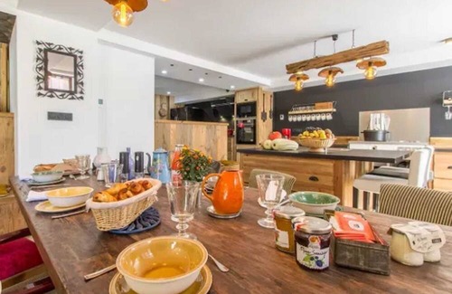 Saint-Gervais-les-Bains Apartment | Homerez - Apt. in Saint-Gervais