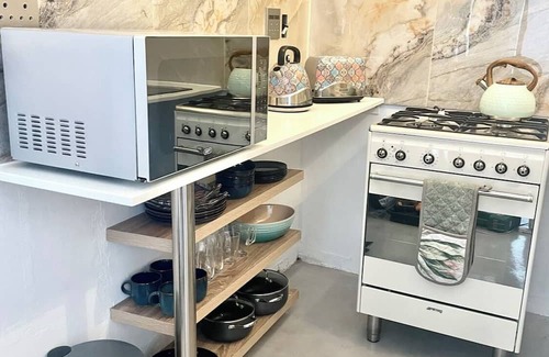 Franschhoek Apartment | Sensory Escape- One bedroom apartment in charming Franschhoek with WiFi