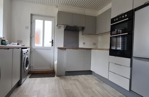 Newcastle Cottage | Mourne Hikers' Cottage is a cosy cottage, nestled at the foot of the Mournes