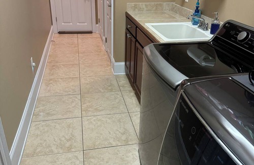 Braithwaite House | Spacious 4 bedroom home minutes from downtown New Orleans.
