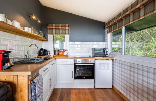 Bunloit House | Wonderful private villa for 4 guests with WIFI, TV, patio, pets allowed and parking