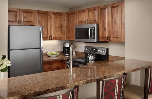 Highland Meadows Condo | Cozy 2-bedroom condo with WiFi, fitness room in enjoyable Vail