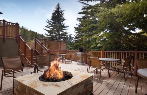 Highland Meadows Condo | Cozy 2-bedroom condo with WiFi, fitness room in enjoyable Vail