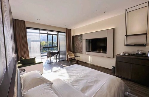 Qiannan Hotel | guangnahupanjiudian