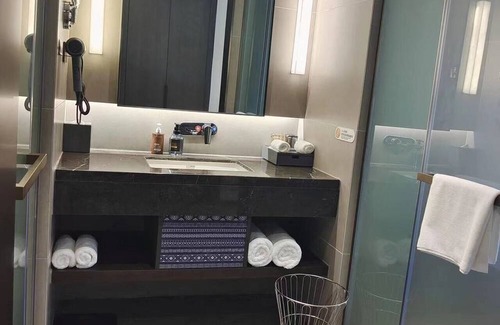 Qiannan Hotel | guangnahupanjiudian