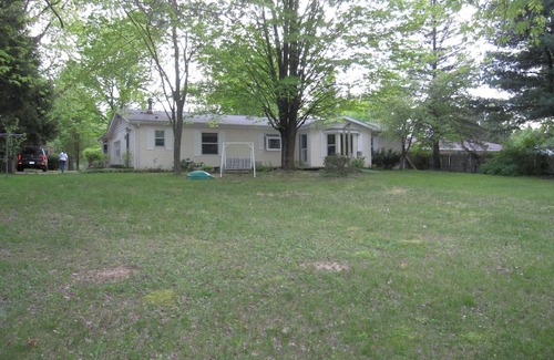 Davison House | Lovely 4-bedroom house in Davison