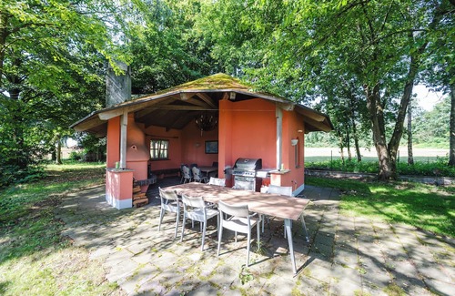 Regenstauf House | Wohlfühloase mit Großem Garten im Urlaubsgebiet