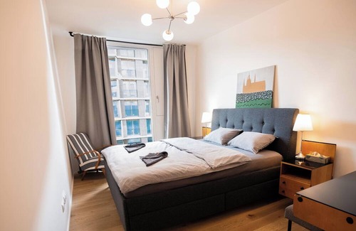 Smichov Apartment | Newly built apartment with 3 ŕooms and parking.