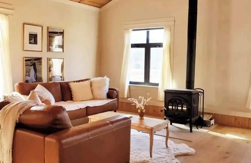 Grand Forks Cabin | Kootenay Cabin Suite