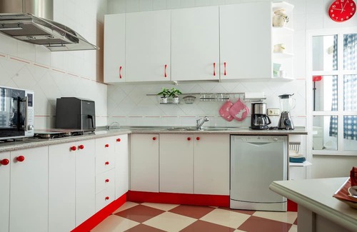 Isla Cristina Apartment | Enjoy a wonderful holiday by the sea in this holiday apartment.