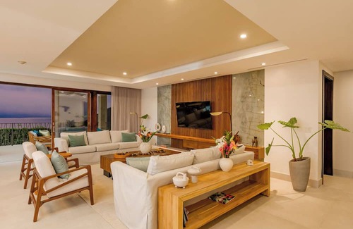 Papagayo Peninsula Villa | 6-bed Villa in Papagayo w/ Private Beaches, Concierge, Golf Cart, Luxe Amenities