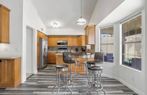Mountainview Ranch House | Scottsdale Sweetwater w/Pool, Office & Billiards!