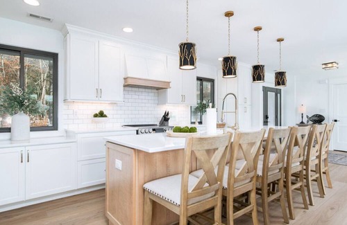Ingles House | Claytor Lake Direct Waterfront Home Beautiful Private Awesome Views VT Radford