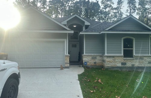 Conroe House | 1 cozy private room in Conroe , Texas