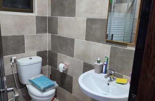 Al Jubeiha Apartment | New Modern and Fully Furnished Studio Near University Of Jordan