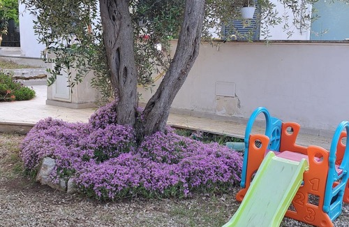 Municipio 5 Villa | Villa with large Garden and private parking 5 minutes from Bari Airport