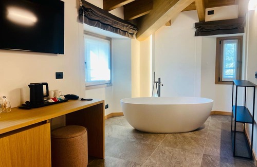 Casacce Hotel | Wine Hotel San Carlo - Relais & SPA