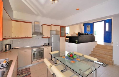 Kolymbia Villa | Divine 3BR Villa close to Afandou Beach