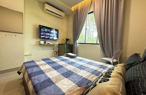 Cyberjaya House | Self Check in Homestay Room 5, Y5 Netflix Parking Coway