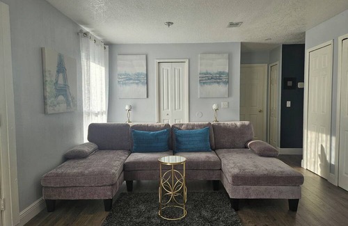 Orlando House | Home away from home. Family friendly!