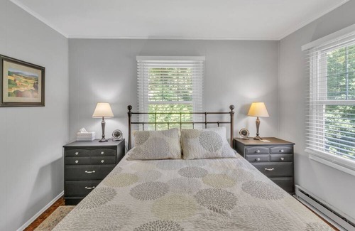 Afton Cottage | NEW LISTING! Hill House Cottage (3-Bedroom) - Pets Allowed by RedAwning