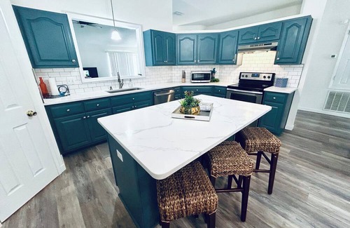 Fort Walton Beach House | Luxurious 3-bedroom house close to Hurlburt Field and beach