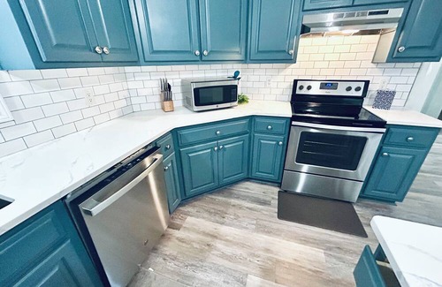Fort Walton Beach House | Luxurious 3-bedroom house close to Hurlburt Field and beach