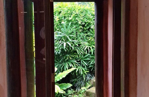 Paraty House | House on Ilha do Araújo with several beaches nearby. Pet friendly