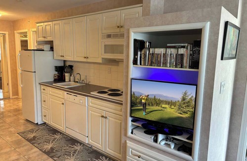 East Kootenay Apartment | Peaceful Oasis 1BR Fairmont Hot Springs Condo