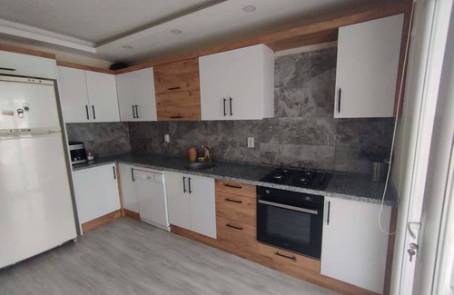 Kusadasi Apartment | Seaside Retreat: Air-Conditioned with Free Internet Access