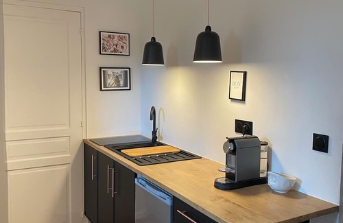 Tilly-sur-Seulles Apartment | Charming "Les Piplettes" Apartment at Manoir des Lys