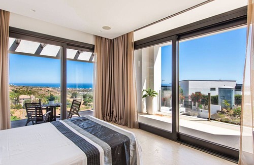 Marbella House | Modern Villa with Breathtaking Sea View and Top Amenities