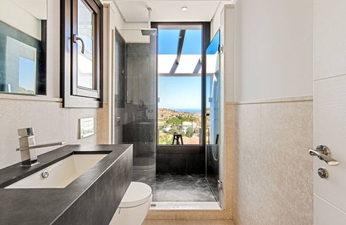 Marbella House | Modern Villa with Breathtaking Sea View and Top Amenities