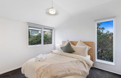 Geelong House | Discover Your Home Away from Home in Geelong