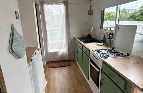 Domalain Cabin | Unique Waterfront Accommodation Ideal for Family Getaways