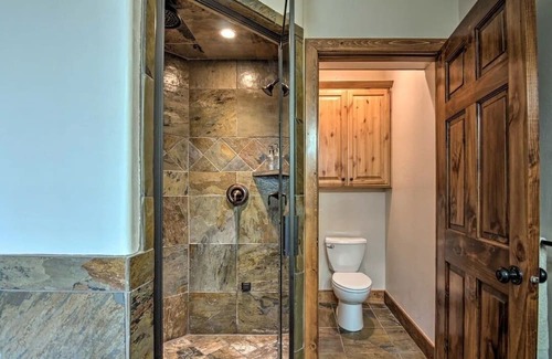 Long Valley Junction Cabin | Picturesque Cabin is conveniently located for all Utah's adventures.