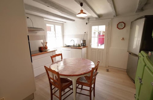 Descartes Cottage | Gite Descartes, 3 bedrooms, 7 persons