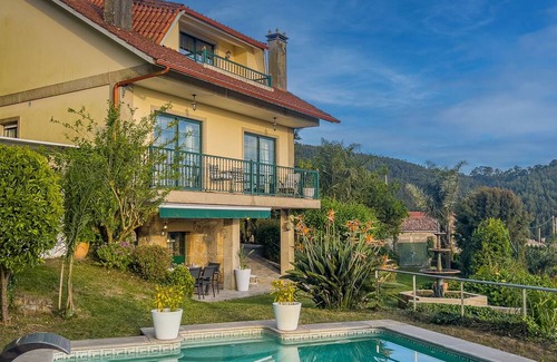 Quintans Apartment | Villa Regina: Luxurius Seaside Escape